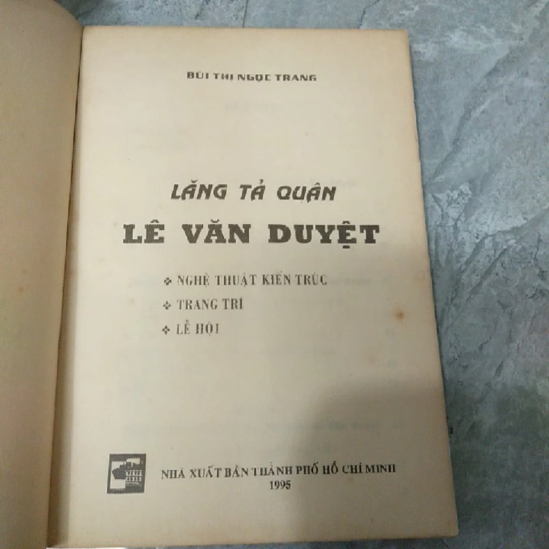 LĂNG TẢ QUÂN LÊ VĂN DUYỆT  275116