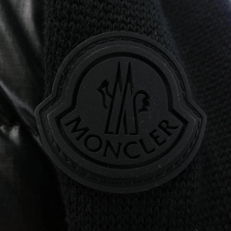 Áo khoác lông vũ MONCLER - Hàng hiệu Chính hãng 896562