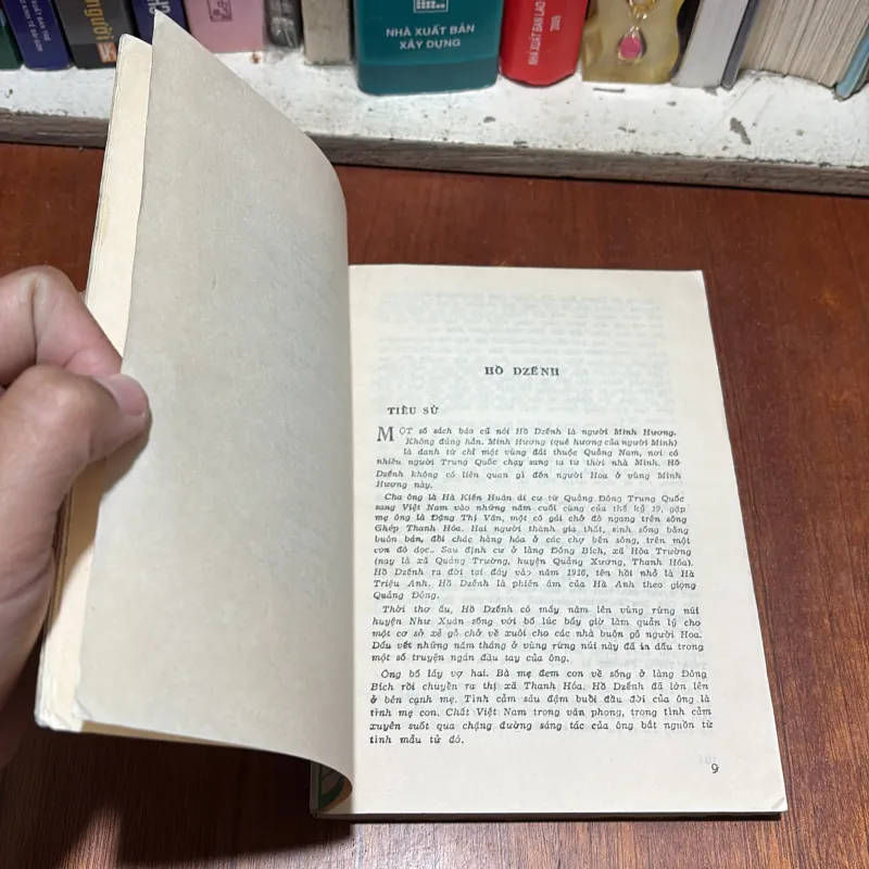 [Gáy Làm Lại] - II Văn Học: Tác Phẩm Chọn Lọc - HỒ DZẾNH - 1988 797155