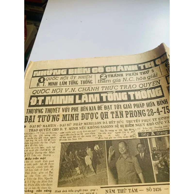 Báo Miền Nam xưa trắng đen phát hành thứ 3- 29/04/1975  752752