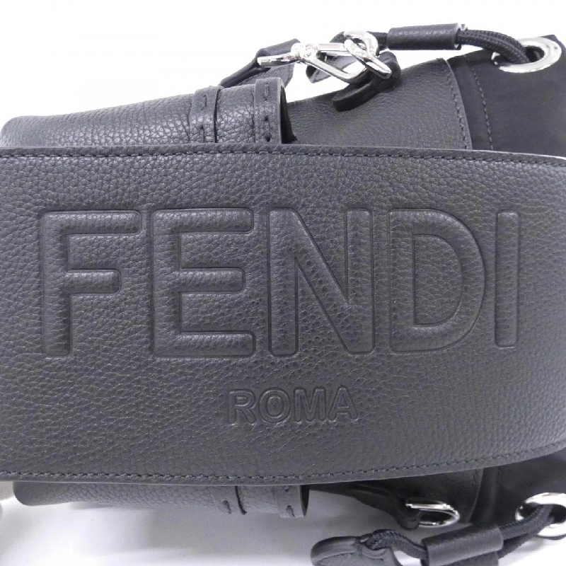 【新品】Fendi 7VZ086 AMAC túi đeo vai 609699