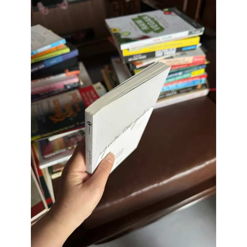 Người Tối Giản – Phạm Quỳnh Giang- K3 1004178