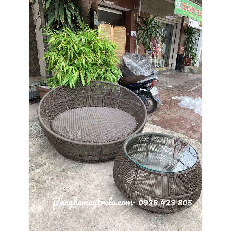 Giường tròn hồ bới mây nhựa 531611