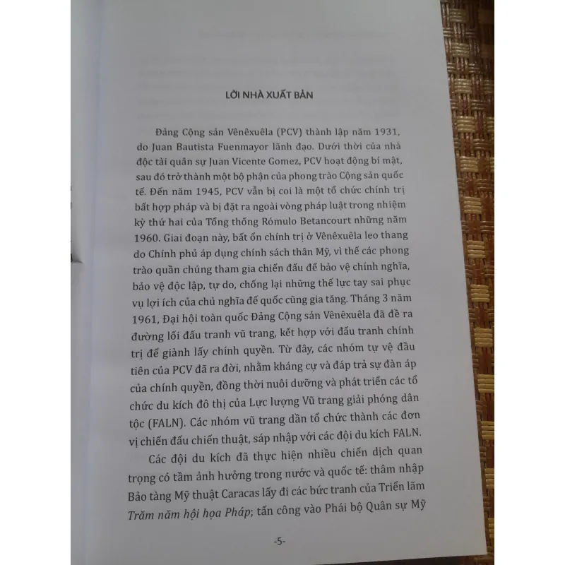 NHỮNG CÂU CHUYỆN CỦA NỮ CHIẾN SĨ DU KÍCH ĐÔ THỊ CARACAS 778368