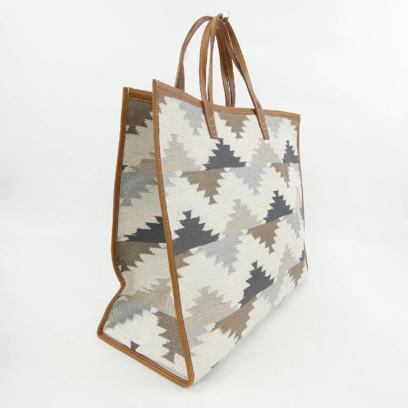 Túi A VACATION - Hàng hiệu Authentic 831588