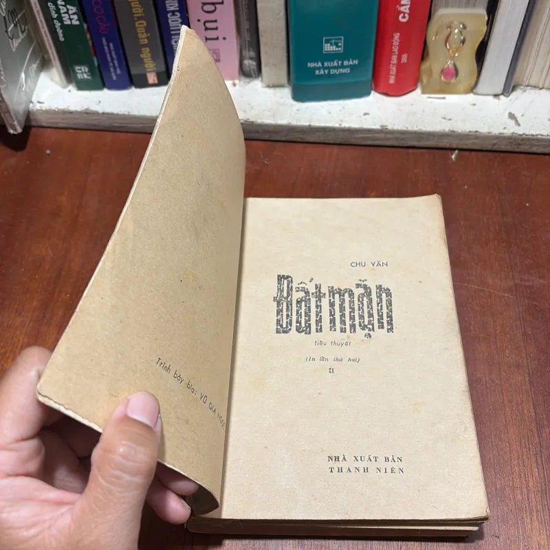 [Sách 7x] - II Tiểu thuyết: Đất Mặn (Quyển 2) - Chu Văn - 1977 797563