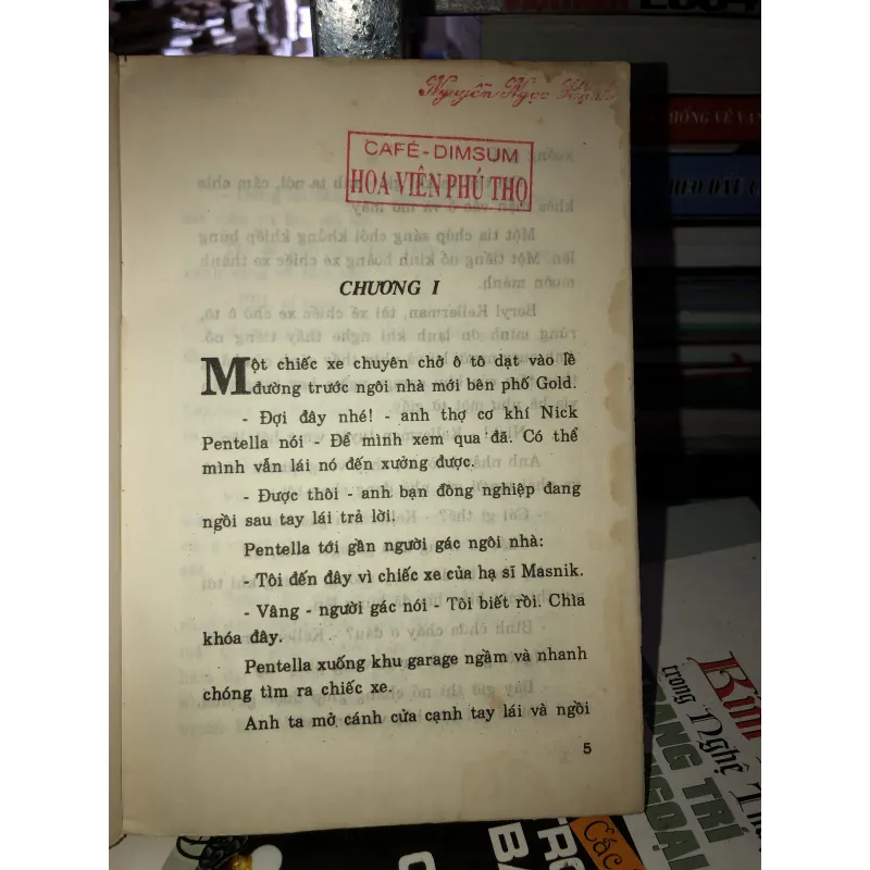 Quả bom lăn - Jerry Cotton 998093