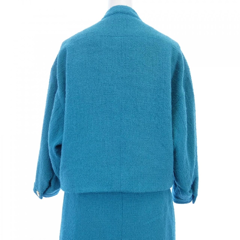 Bộ đồ Chanel - Hàng hiệu Authentic 827276