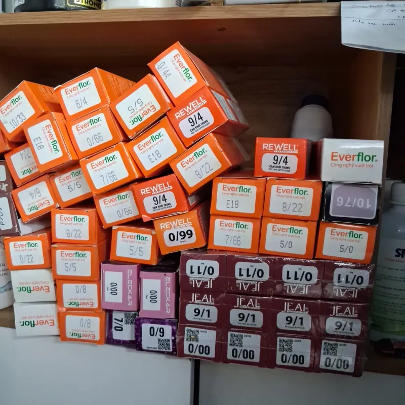 50 tuýp thuốc nhuộm tóc 788275