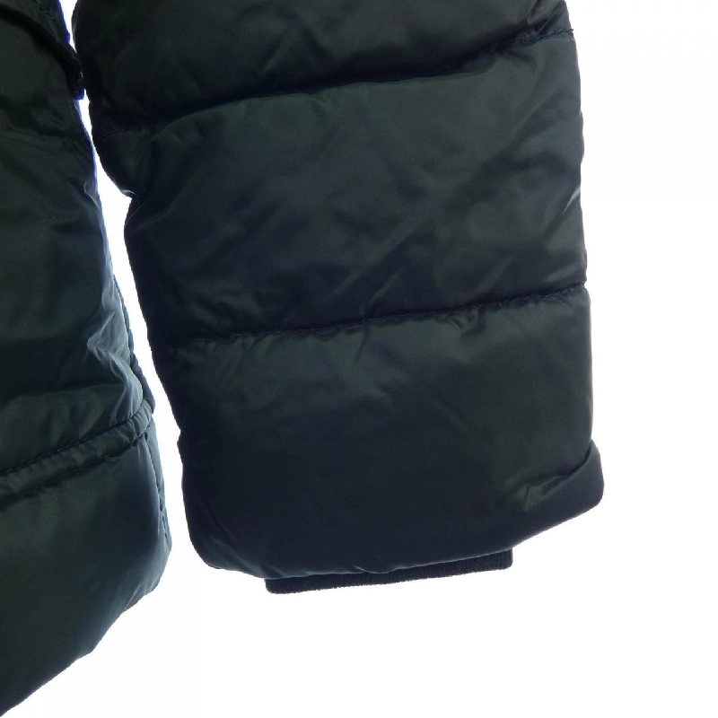 Áo khoác lông vũ MONCLER 639082