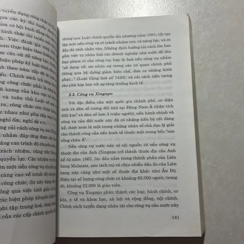 Về chế độ công vụ Việt Nam - Nguyễn Trọng Triều 746516
