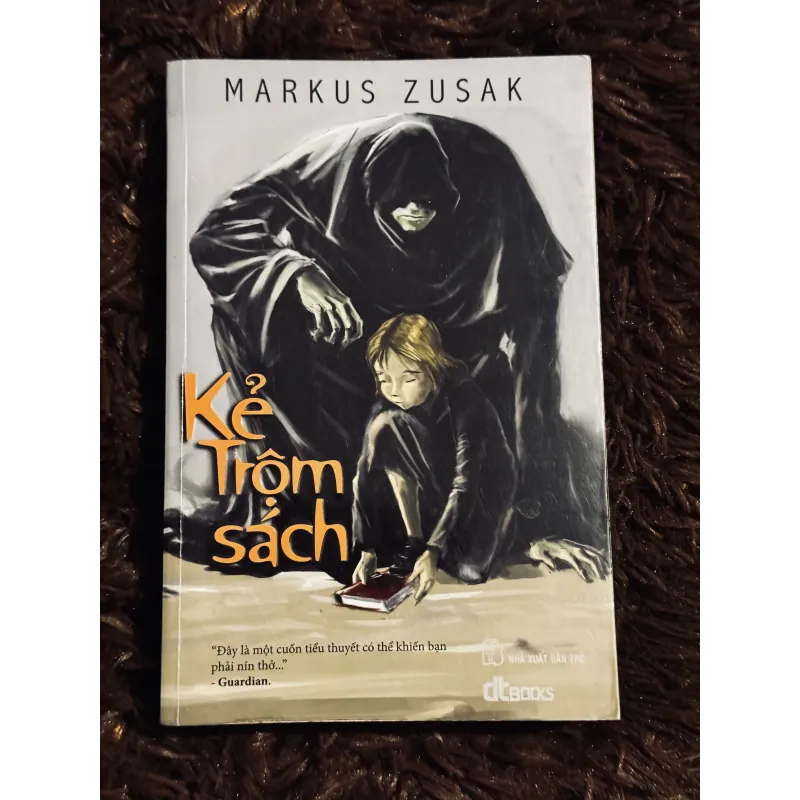 Kẻ trộm sách 780362