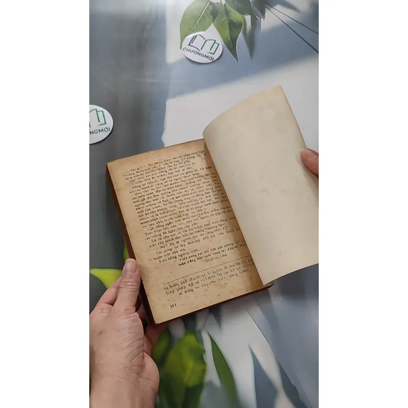 [XƯA] Nuốt Dòng Nước Mắt (1991) - Hương Trà 776051