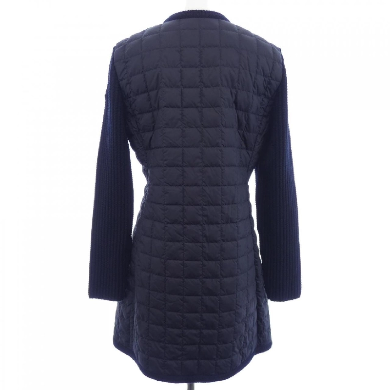 Moncler MONCLER 10939B00012 Áo khoác lông - Hàng hiệu Chính hãng 809346