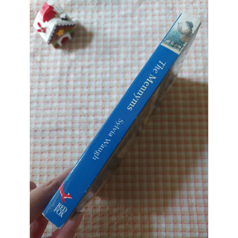 THE MENNYMS - Sylvia Waugh - Tác phẩm đoạt giải thưởng Carnegie Medal (1994) 750709