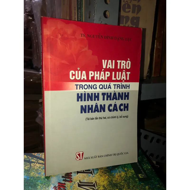 Vai trò của pháp luật trong quá trình hình thành nhân cách - TS. Nguyễn Đình Đặng Lục 553214