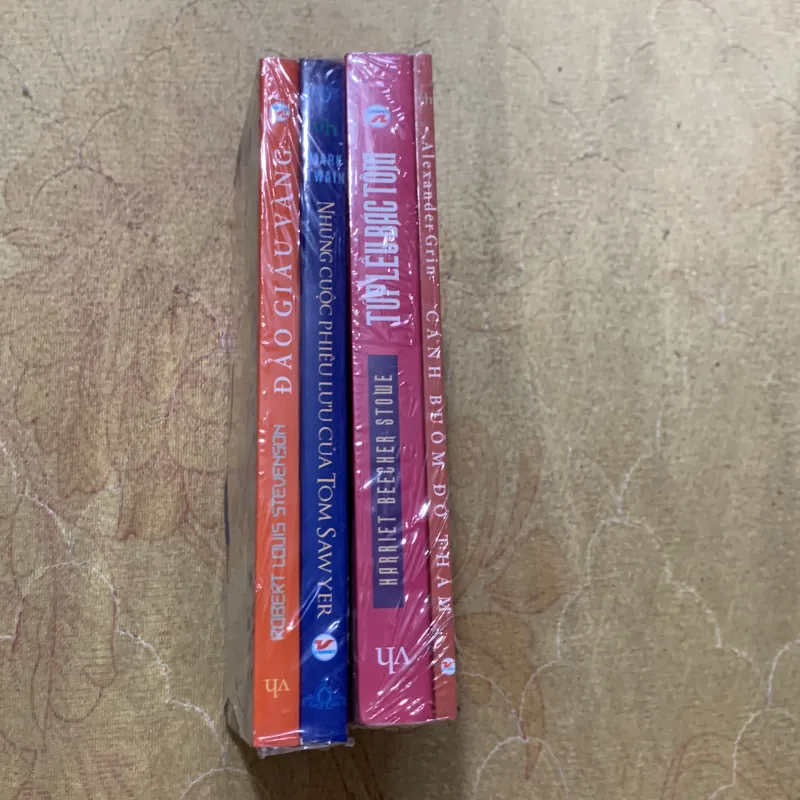 NHỮNG CUỘC PHIÊU LƯU CỦA TOM SAWYER, ĐẢO GIẤU VÀNG, TÚP LỀU BÁC TÔM, CÁNH BUỒM ĐỎ THẮM 752141