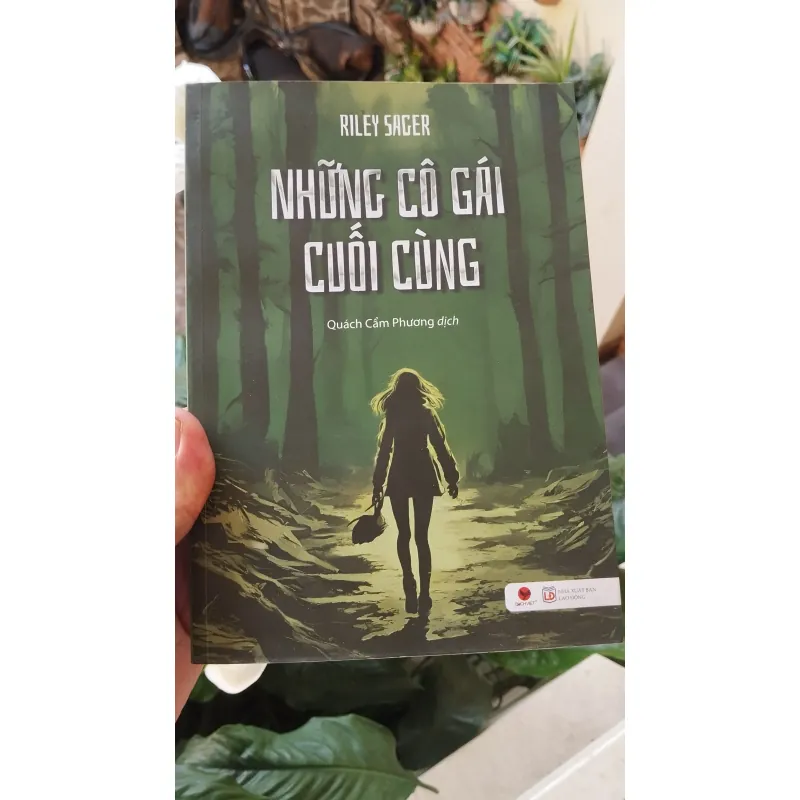 Những Cô Gái Cuối Cùng  1001278
