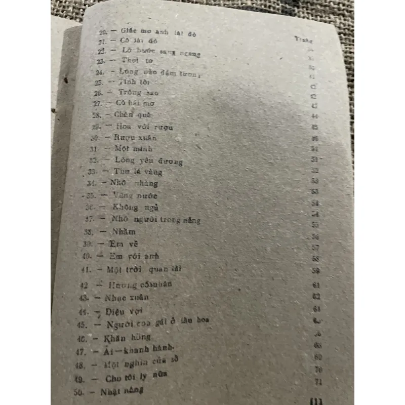 Thơ Nguyễn Bính  : 70 bài thơ  1019997