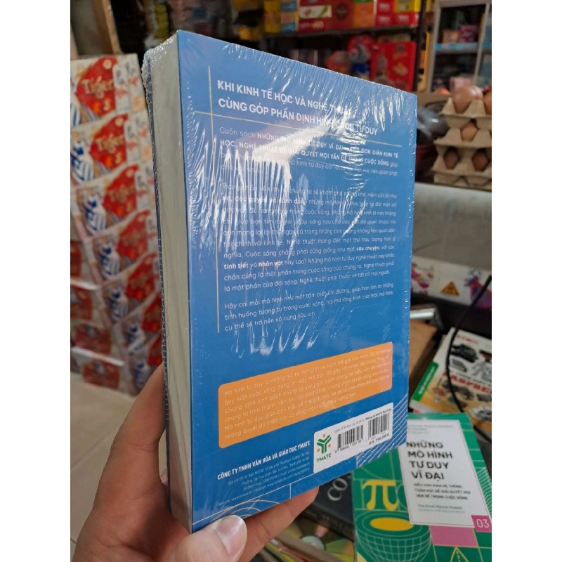 Những Mô Hình Tư Duy Vĩ Đại 04 (Hiểu Đơn Giản Hệ Thống, Toán Học Để Giải Quyết Mọi Vấn Đề Trong Cuộc Sống) - Shane Parrish, Rhiannon Beaubien, Rosie Leizrowice - mới 100% - KỸ NĂNG - HCM3012 925050
