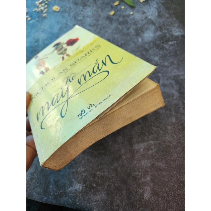 Kẻ May Mắn - Nicholas Sparks 304182