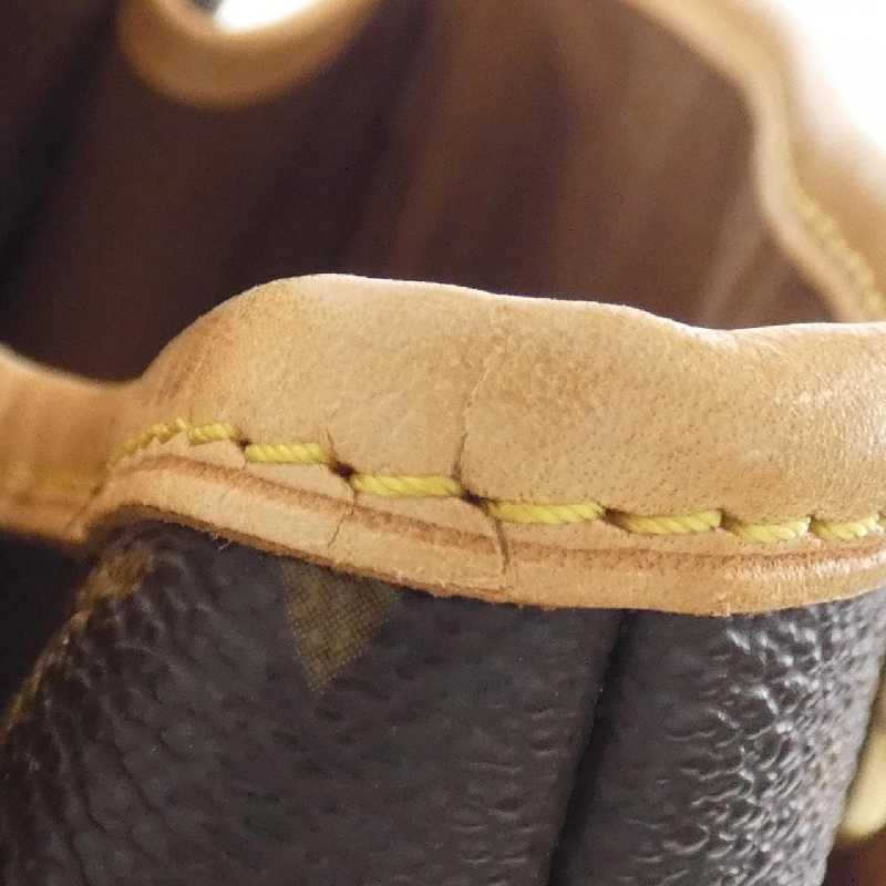 Túi xách Louis Vuitton Monogram Batignolles M51156 615723