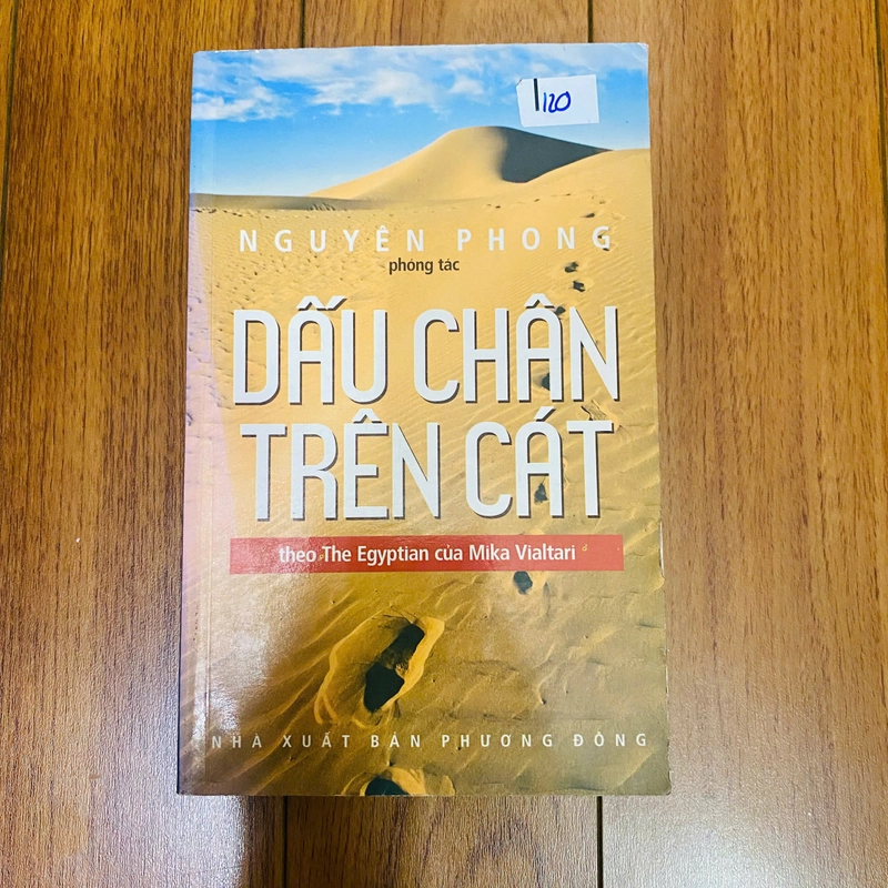 DẤU CHÂN TRÊN CÁT 384124