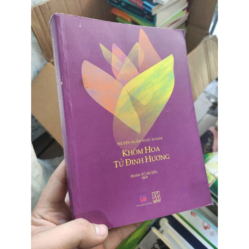 [59K/kg] Khóm hoa tử đinh hương truyện ngắn nước ngoàiHCM01/03 437315