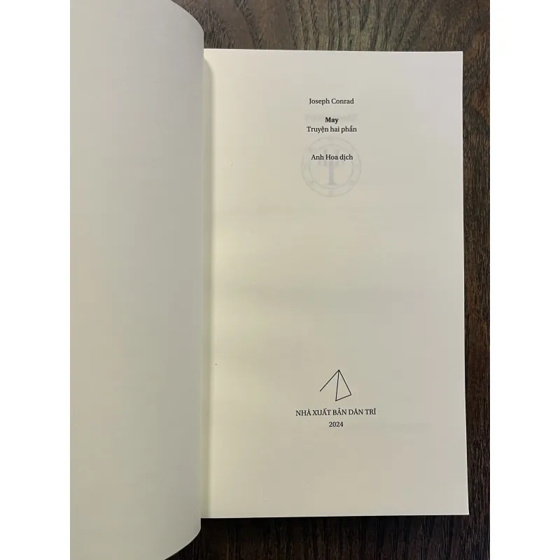 May - Joseph Conrad, Anh Hoa dịch 936466