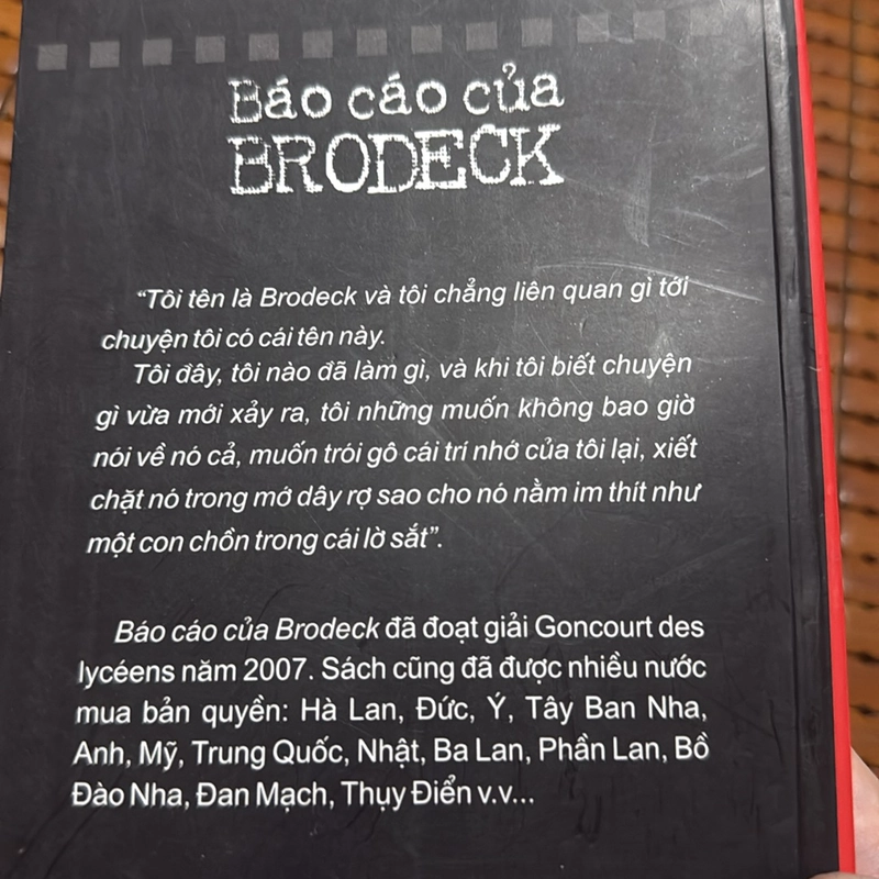Báo cao của Brodeck - Philippe Claudel 531895
