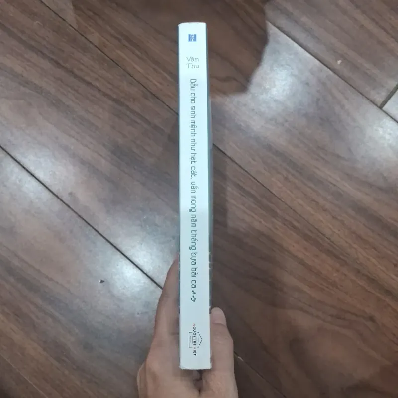 Dẫu cho sinh mệnh như hạt cát, vẫn mong năm tháng tựa bài ca 707120