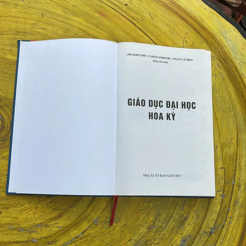 GIÁO DỤC ĐẠI HỌC HOA KỲ - bìa cứng - 2006 796777