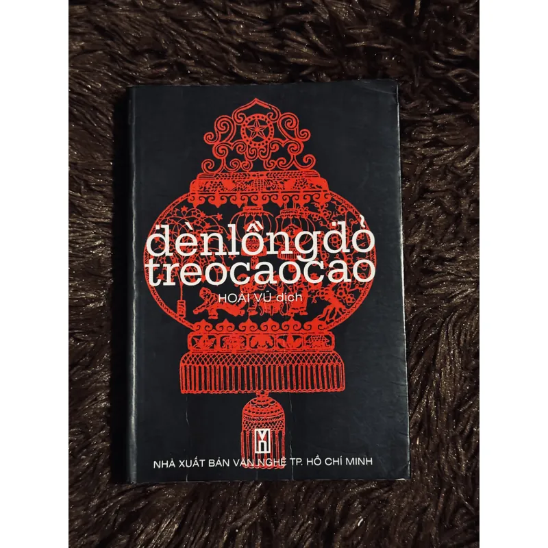 Đèn lồng đỏ treo cao cao 735250
