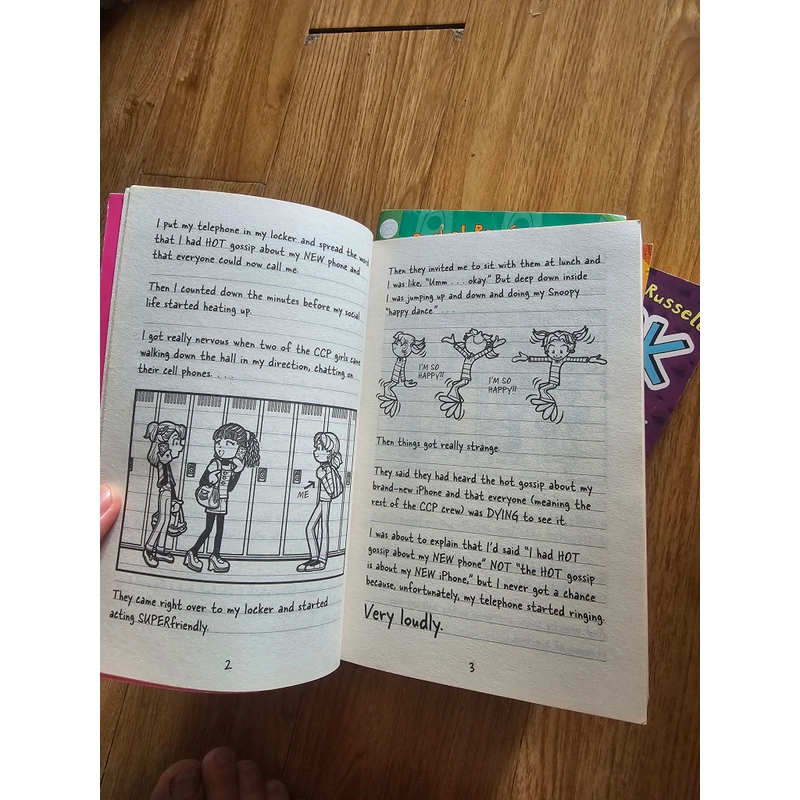 Combo 4q DORK diaries (Sách tiếng anh) như hình 
80k 476351