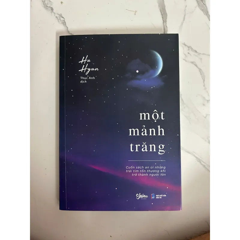 Một mảnh trăng - Ha Hyun (Thực Anh dịch) - Tản văn/Chữa lành 1025011