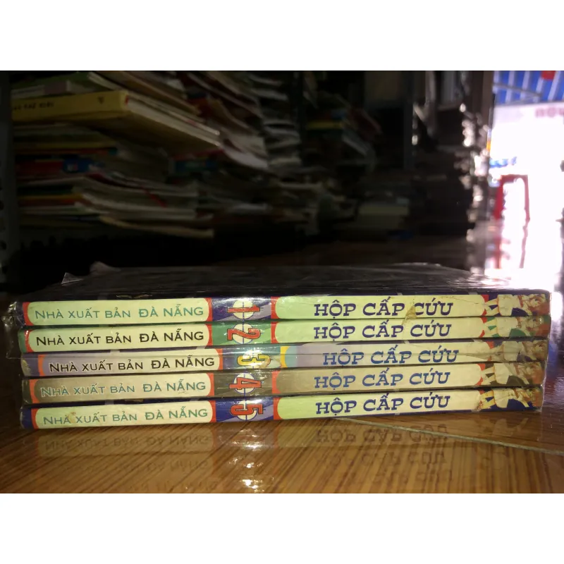 Hộp cấp cứu  783813