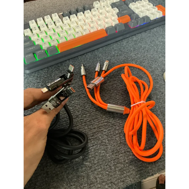 Dây cáp sạc 4 in 1 + 1 sạc 3 chui 658147