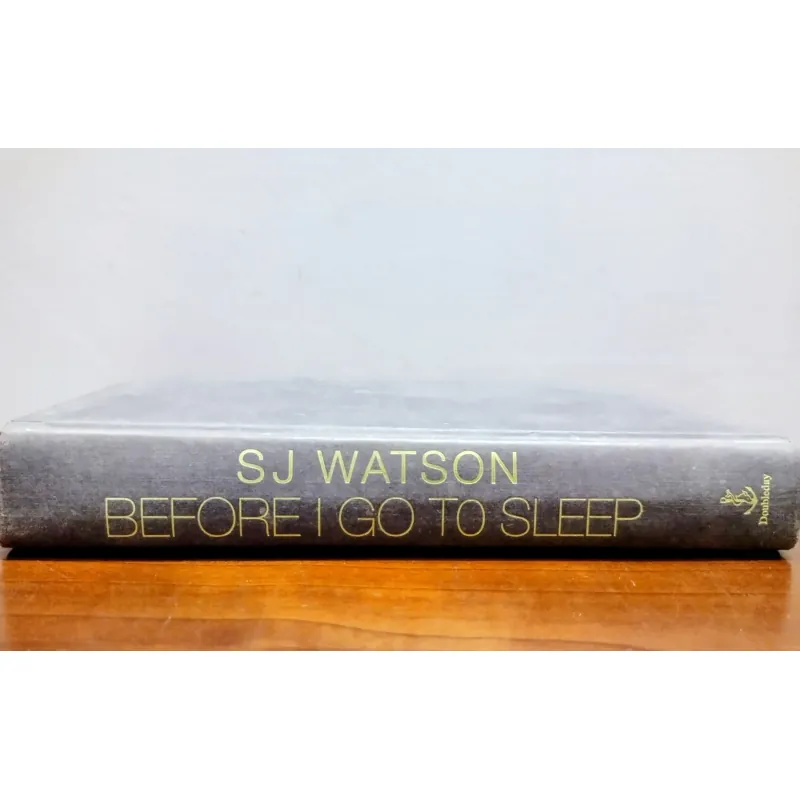 Sách ngoại văn: Before I go to sleep - SJ Watson 689747