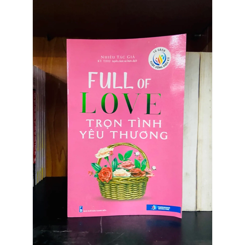 (Sách cũ SCGR) Trọn tình yêu thương - Kỳ Thư - Văn học VAVOB4D1-8 Blogmeo090426 1014200