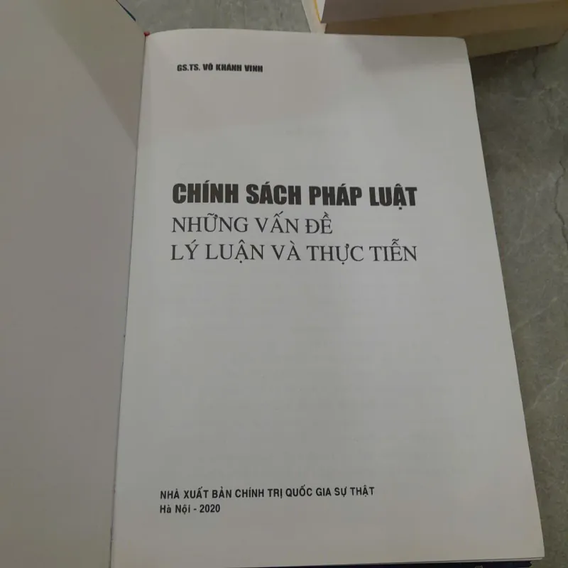 CHÍNH SÁCH PHÁP LUẬT: NHỮNG VẤN ĐỀ LÝ LUẬN VÀ THỰC TIỄN - VÕ KHÁNH LINH 977409