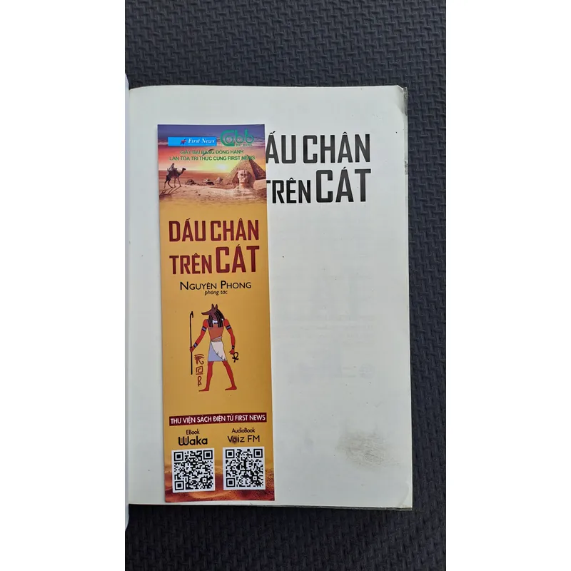 Dấu chân trên cát - Nguyên Phong 739437