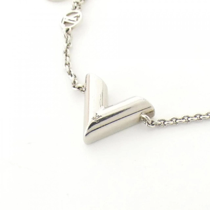 Vòng tay Louis Vuitton Essential V M63198 626030