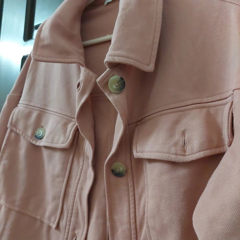 Áo khoác hồng nhạt size 1m52 & 46kg 355717