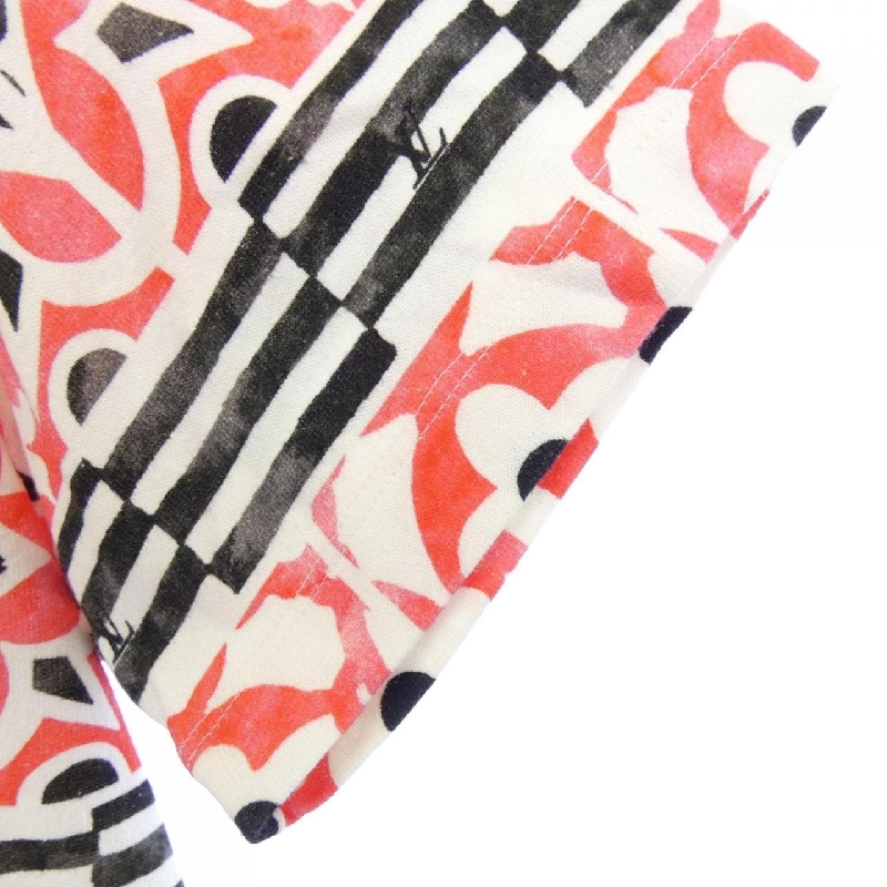 Áo thun LOUIS VUITTON FPTS23FAM - Hàng hiệu Chính hãng 824250