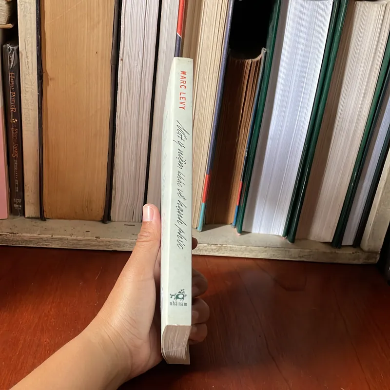 II Tiểu Thuyết: Một Ý Niệm Khác Về Hạnh Phúc - MARC LEVY - 2016 575169
