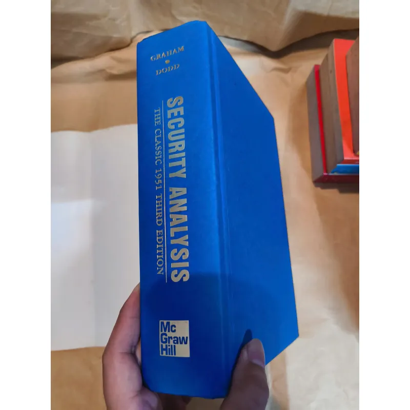 Security Analysis: Principles and Techniques - Benjamin Graham, David Dodd 1013020