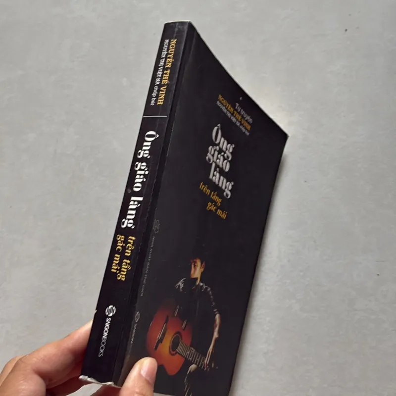 Ông giáo làng trên tầng gác mái - Nguyễn Thế Vinh tự truyện (t01) 750360