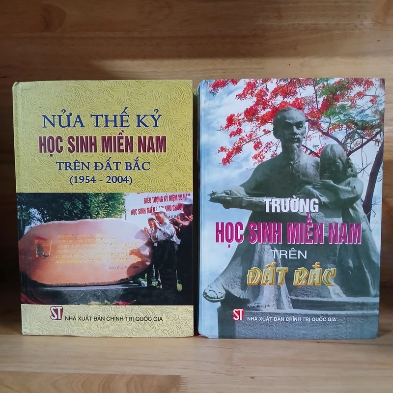 Học Sinh Miền Nam Trên Đất Bắc (2 Cuốn) 472156