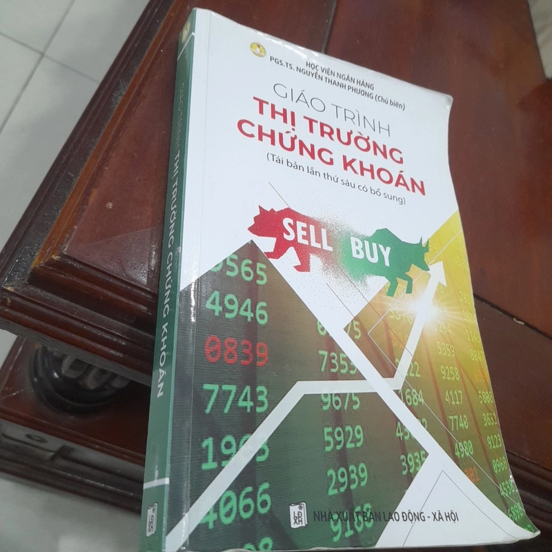 Pgs. Ts. Nguyễn Thanh Phương - GIÁO TRÌNH THỊ TRƯỜNG CHỨNG KHOÁN 447153