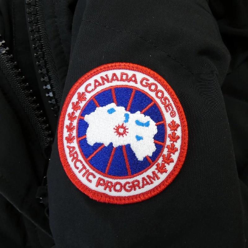 【Khuyến mãi】Áo khoác lông Canada Goose 641500